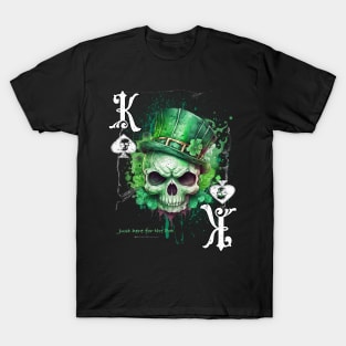 King Of Spades Green Irish Skull For Patricks Day Poker T-Shirt